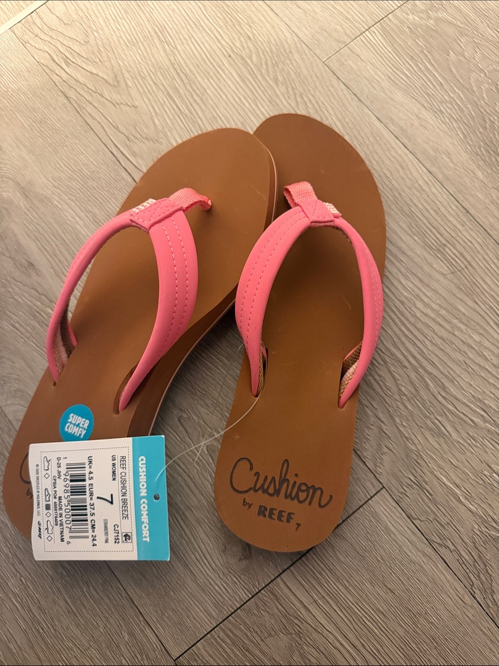Reef Cushion Flip Flop Sandals in Pink and Brown
